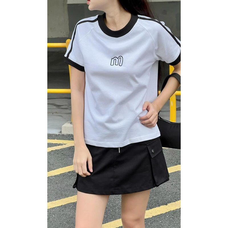 Áo Thun Nữ Baby Tee In Họa Tiết M Dáng Vừa Cực Xinh❤ Áo Cổ Tròn Phối Viền Tay Thể Thao