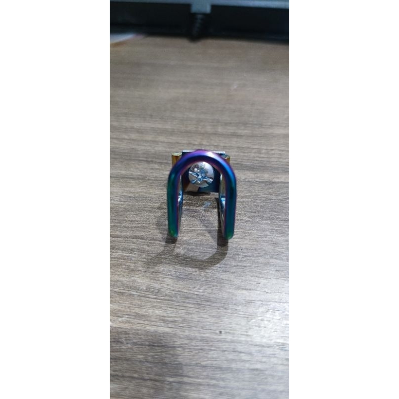 Móc treo đồ titan móc neo 2 móc + 1 móc u bao chắc chắn