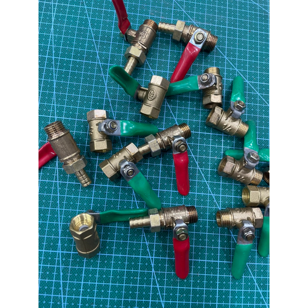 Van gạt, van khóa chân ren 13