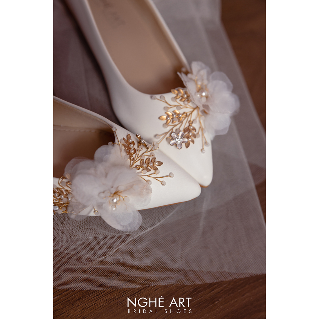Giày cưới Nghé Art đế bệt đính hoa 324