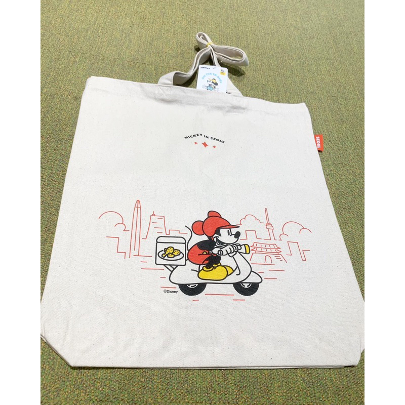 Túi vải, túi xách vải tiện lợi x Mickey, Minnie, Chip&Dale, Over action x Daiso HQ