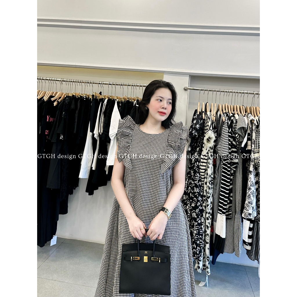 Váy Kẻ Suông Tay Bèo