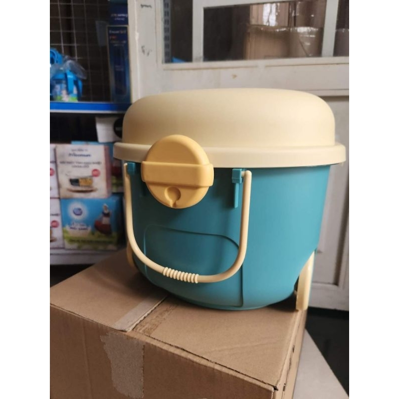 Thùng Đựng Đồ Nan Cho Bé có bánh xe di chuyển