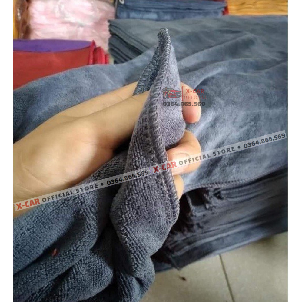 Khăn lau xe ô tô chuyên dụng mềm mịn và thấm hút tốt