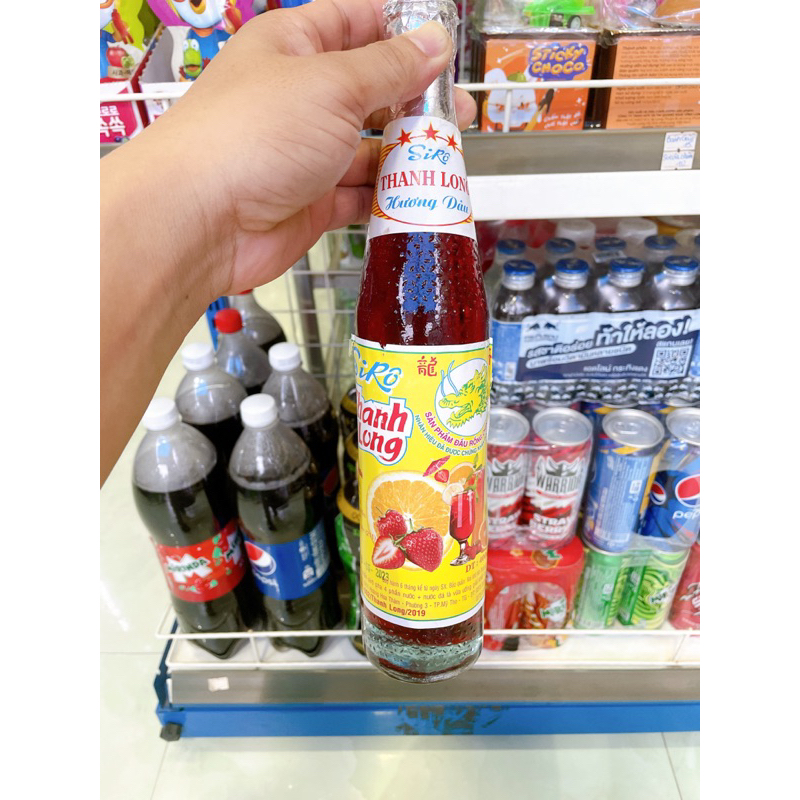 Siro Dâu hiệu Thanh Long chai thuỷ tinh 400ml