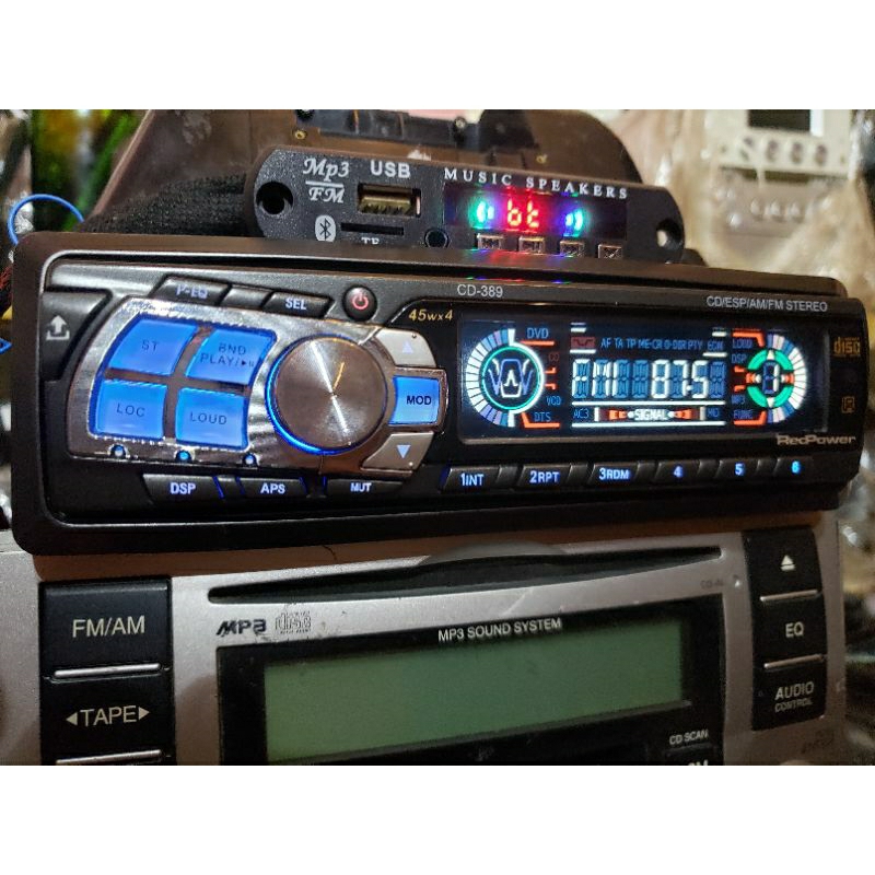 Máy phát nhạc giành cho ô tô. Mp4, bluetooth.aux. usb.cad sd . radio.  loại phổ thông giành cho mọi loại xe.