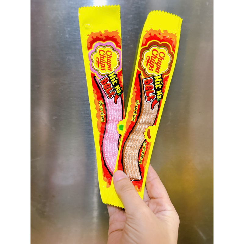 Kẹo Chupa Chups vị me và ổi dẻo cay, đồ ăn vặt