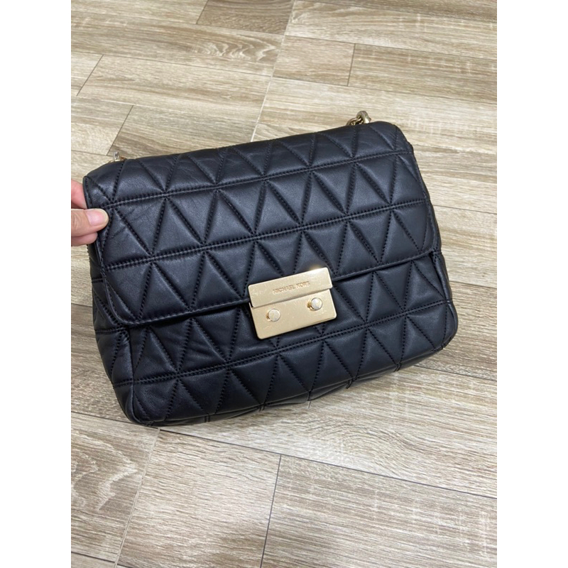 Túi si hiệu Michael Kors