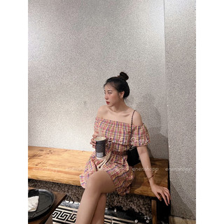 Jumpsuit kẻ babypink trễ vai