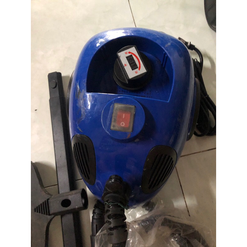 Xịt rửa hơi nước nóng