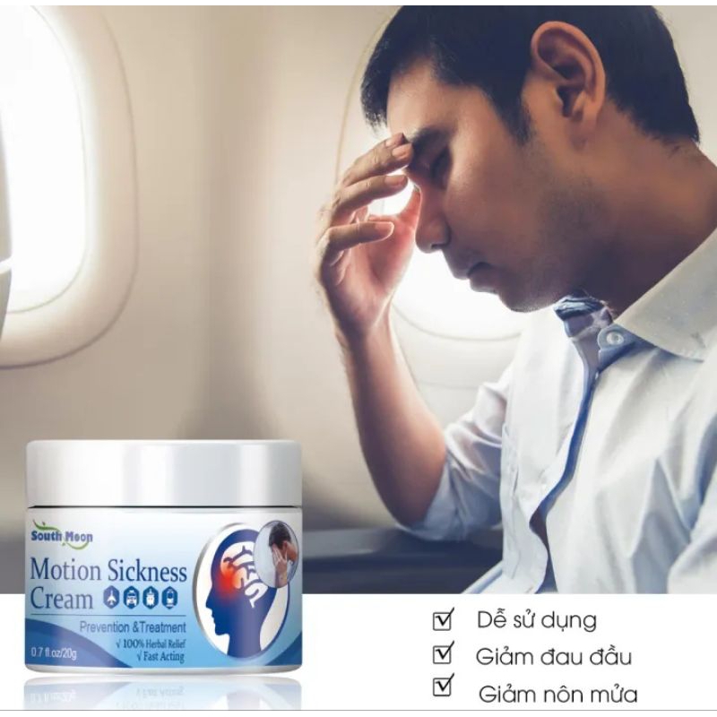 Kem chống say tàu xe thảo dược South Moon hộp 20g hiệu quả ngăn ngừa tình trạng nôn mửa, chóng mặt.