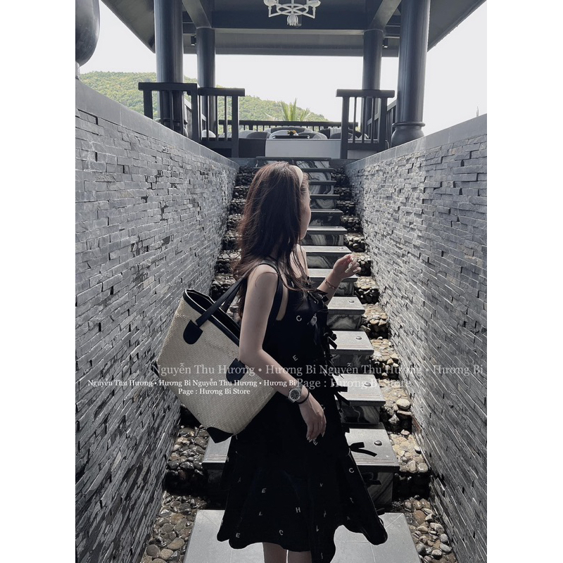 Váy 2 dây chà neo