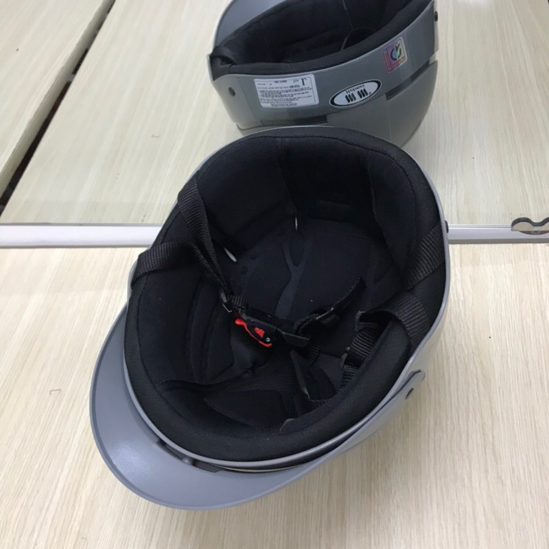 MŨ BẢO HIỂM MM KM8