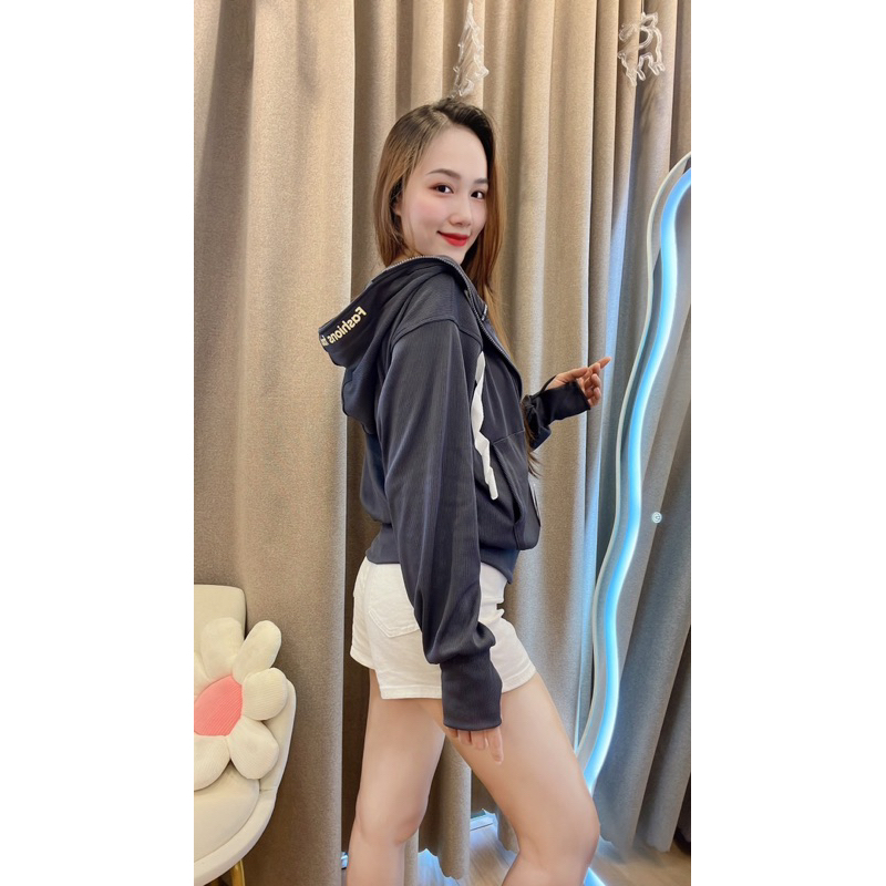 ÁO KHOÁT GÂN XỎ NGÓN 6 TÚI