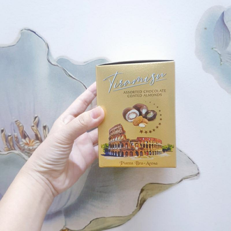 Chocolate Tiramisu King Henry Bọc Hạnh Nhân 100gr.