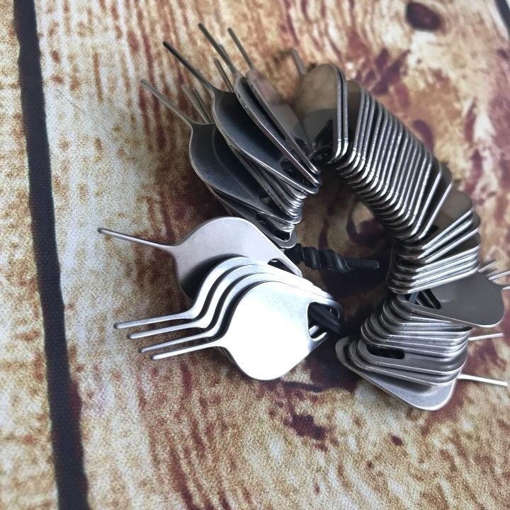 Que Chọc Sim Hình Giọt Nước Cho Các Dòng