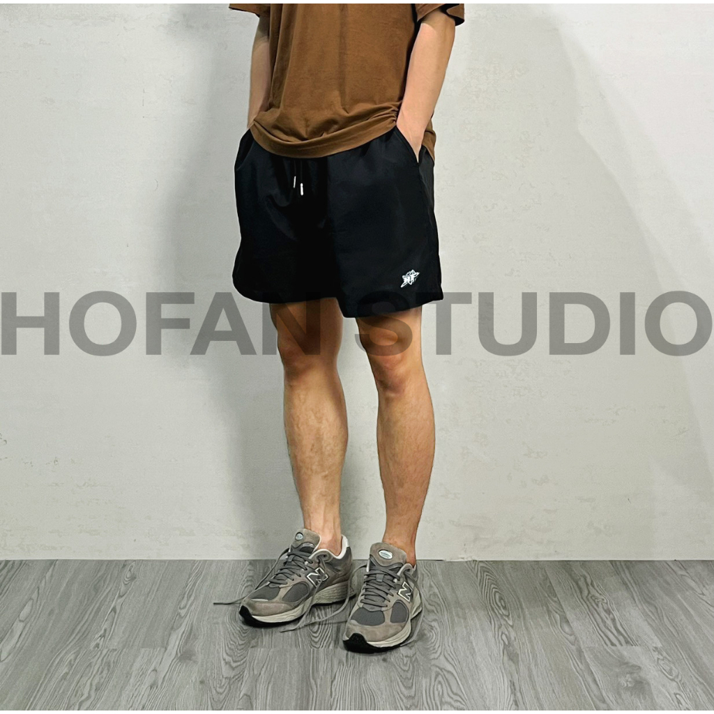 Quần short dù gió thể thao HOFAN LOGO BASIC form trên đầu gối siêu nhẹ thoải mái chống nước có lót lưới