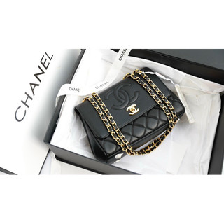 2023 | Túi C.N Flapbag logo nổi super 3 màu fullbox nam châm nguyên seal size 22cm