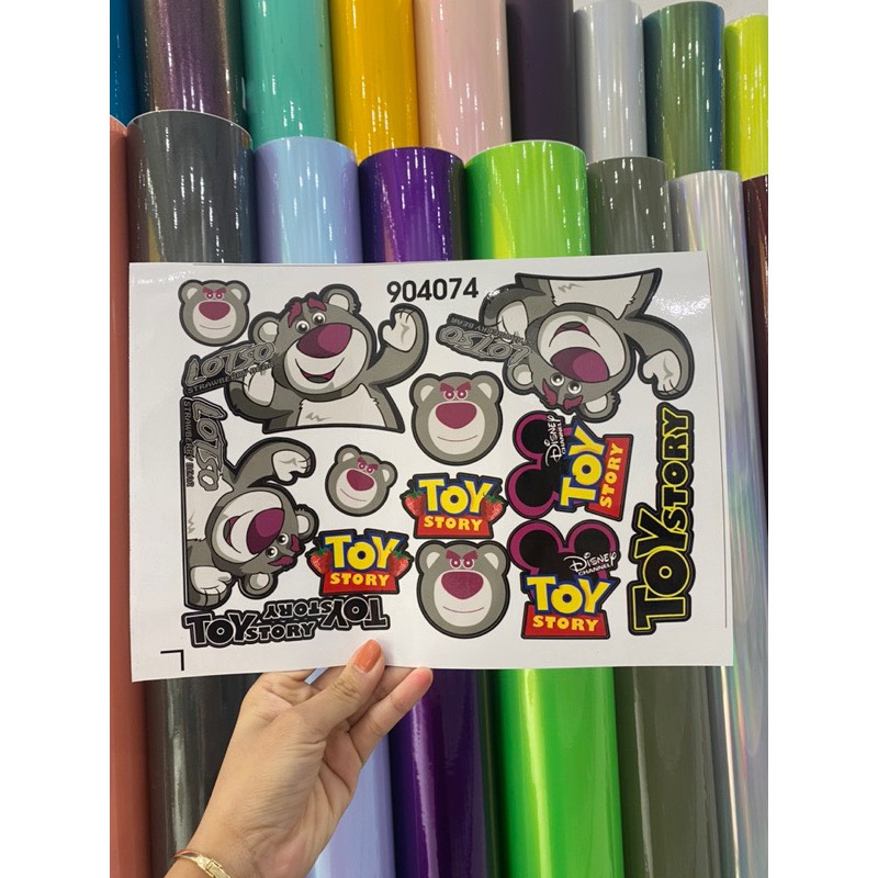 Tem Sticker , Logo gấu dâu NHỎ... Tem 3 lớp cao cấp chống phai màu