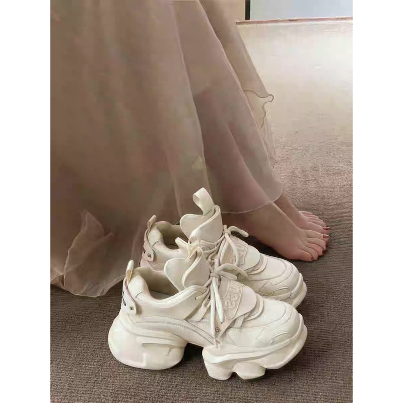 Giày thể thao sneaker nữ độn đế mũi tròn hàng quảng châu hottrend