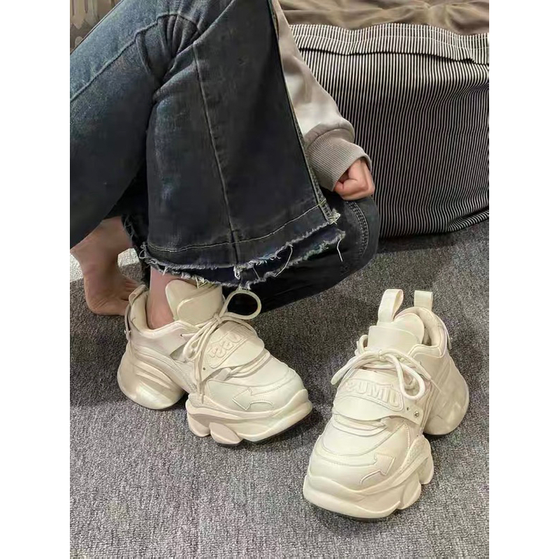 Giày thể thao sneaker nữ độn đế mũi tròn hàng quảng châu hottrend