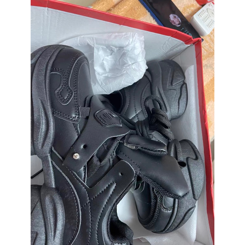 Giày thể thao sneaker nữ độn đế mũi tròn hàng quảng châu hottrend