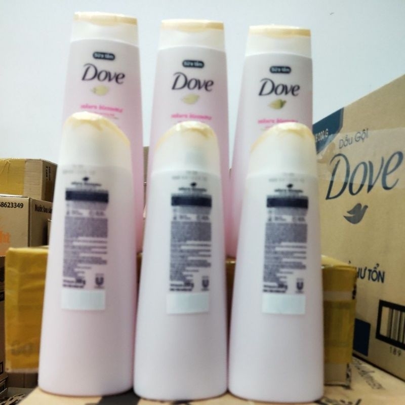 Sữa tắm dove Sakura 200g
