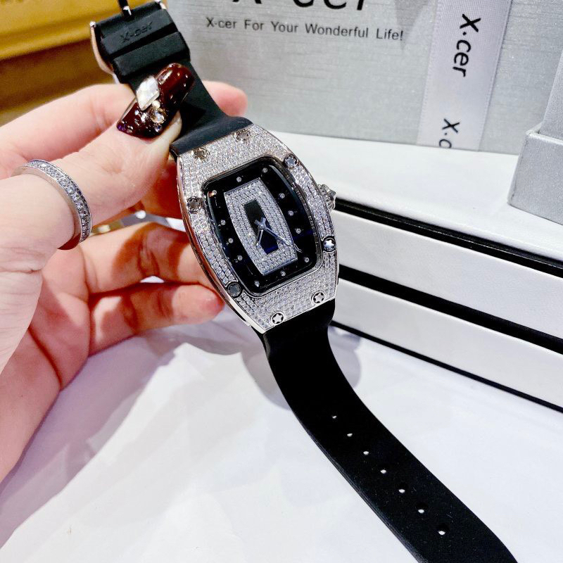 Đồng hồ nữ Xcer