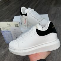 Giày thể thao mc trắng gót đen full box bill