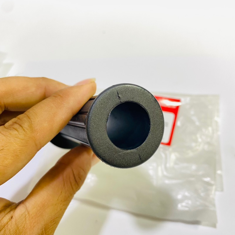 Tay nắm bên trái Dream loại có gù Zin Honda - 53166KVV910