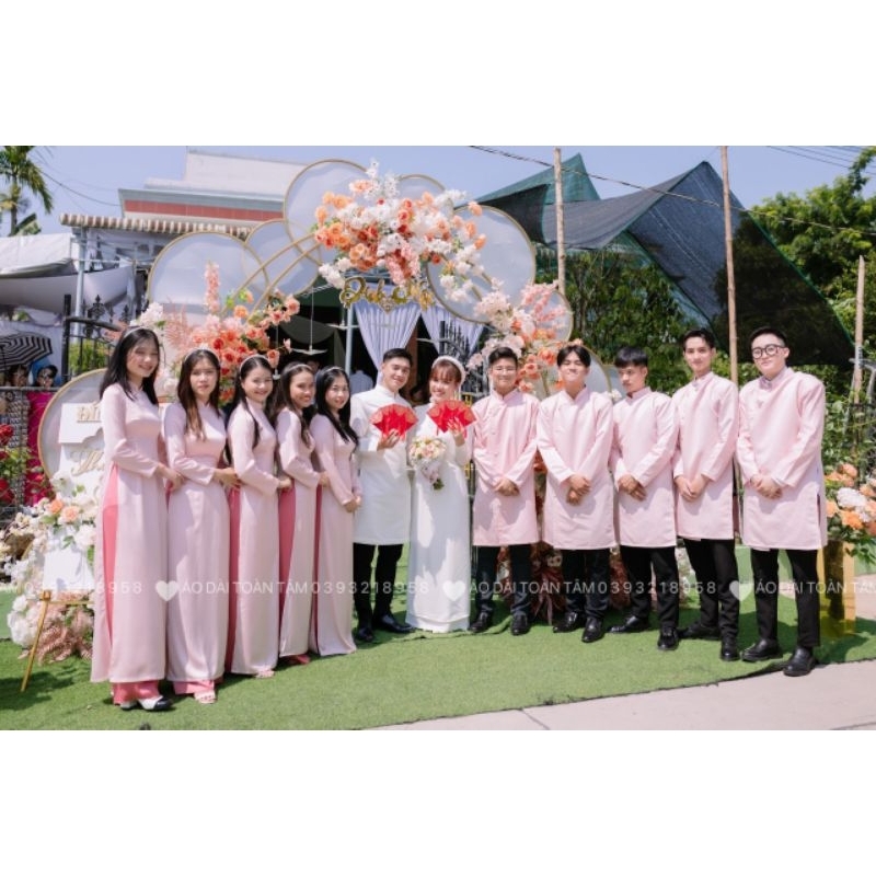 Áo dài bưng quả 90k