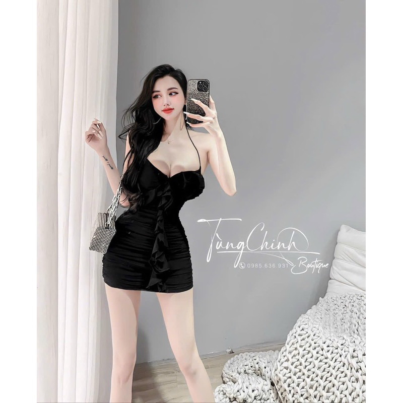 Đầm Maxxi Tay Ngắn Viền Lưng Phối Lưới Cổ Tròn Dáng Xoè Rộng Dài