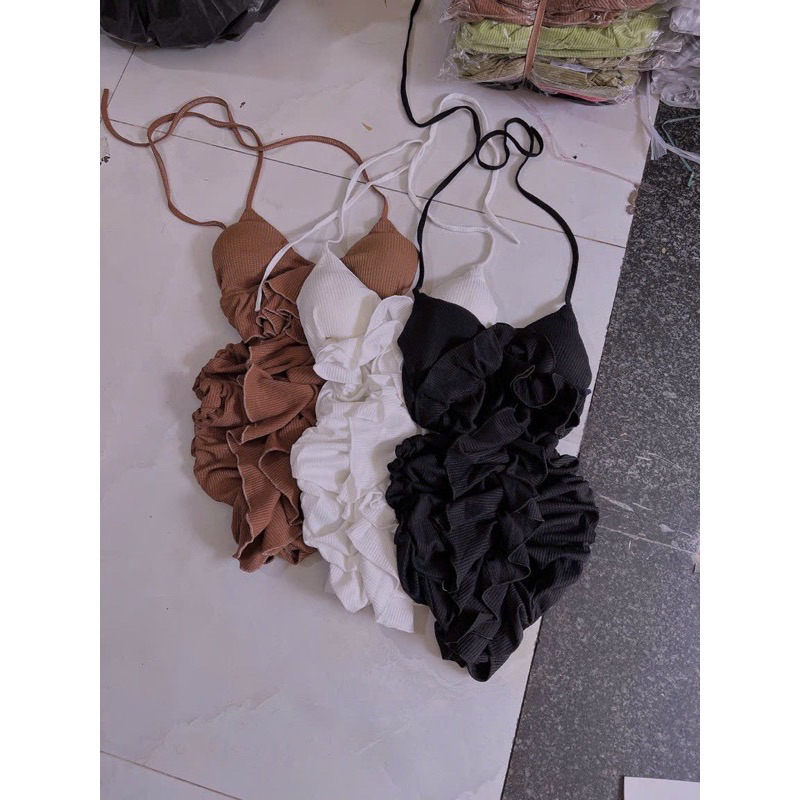 Đầm Maxxi Tay Ngắn Viền Lưng Phối Lưới Cổ Tròn Dáng Xoè Rộng Dài