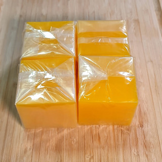 Sáp ong tinh luyện dùng cho nến bơ nến thơm khối lượng 1kg - Tuệ Đăng nguyên liệu làm nến bơ, nến sáp cọ