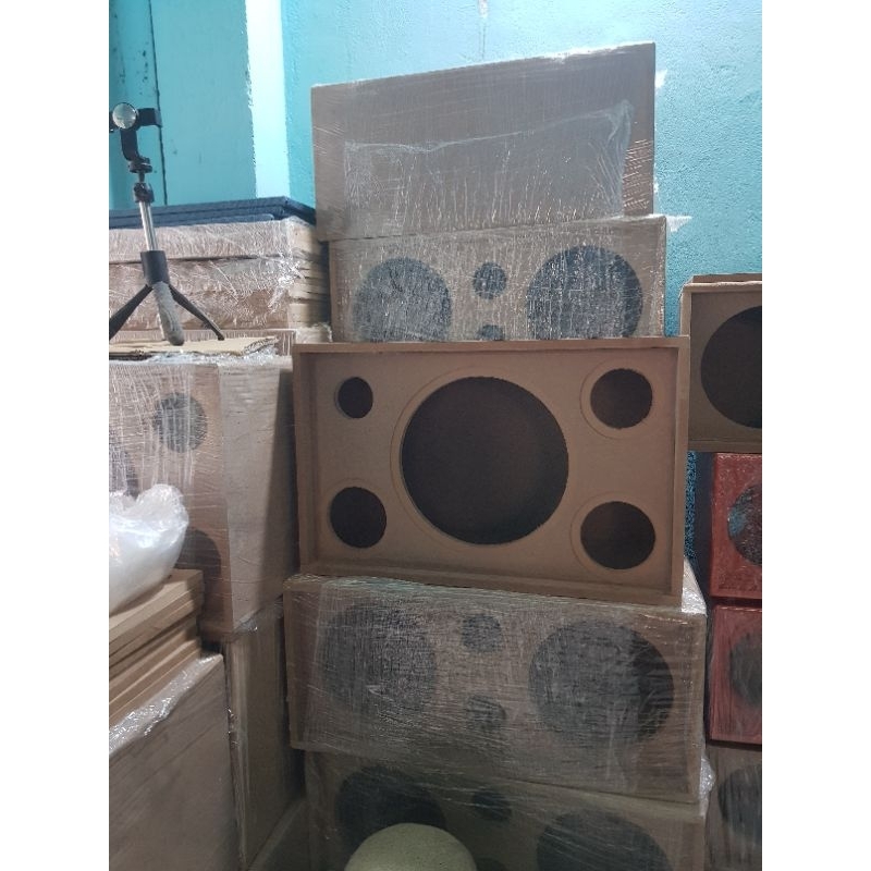 Vỏ thùng loa thô 1 bass 25 chưa cắt mạch