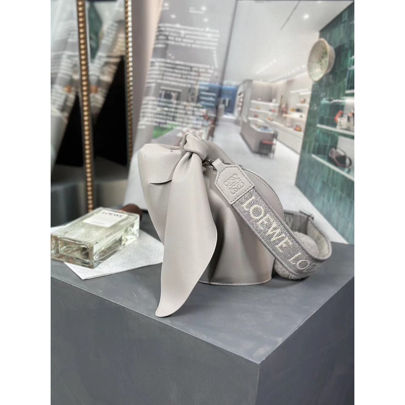 Hà Nội- Túi thỏ Loewe da thật bản chuẩn store auth vip lux 1:1