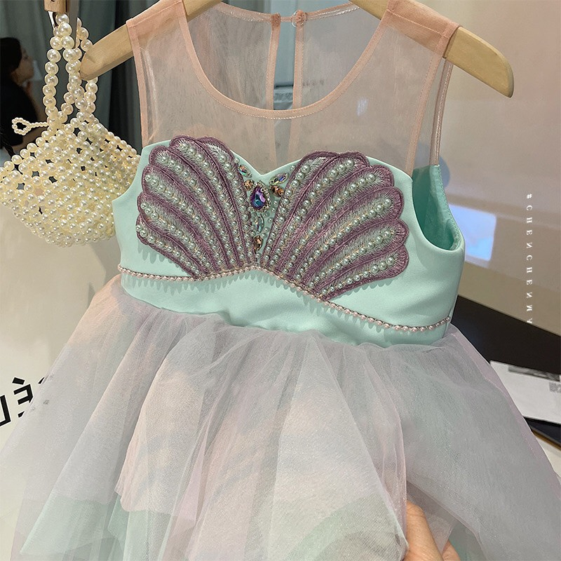 Váy xanh min công chúa