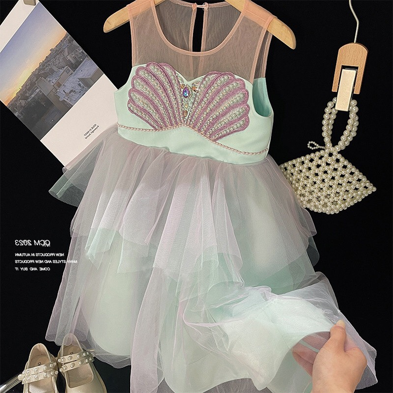 Váy xanh min công chúa