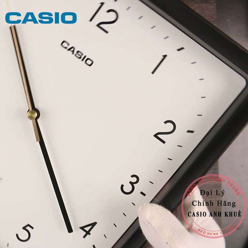 Đồng hồ treo tường Casio vuông IQ-152-1DF vỏ đen ( cỡ 25cm)