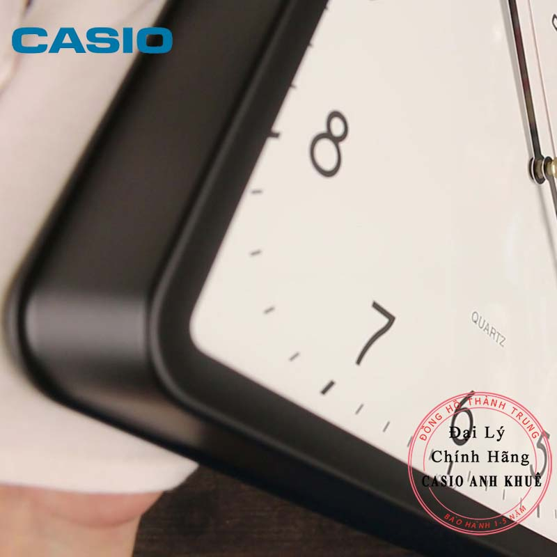 Đồng hồ treo tường Casio vuông IQ-152-1DF vỏ đen ( cỡ 25cm)