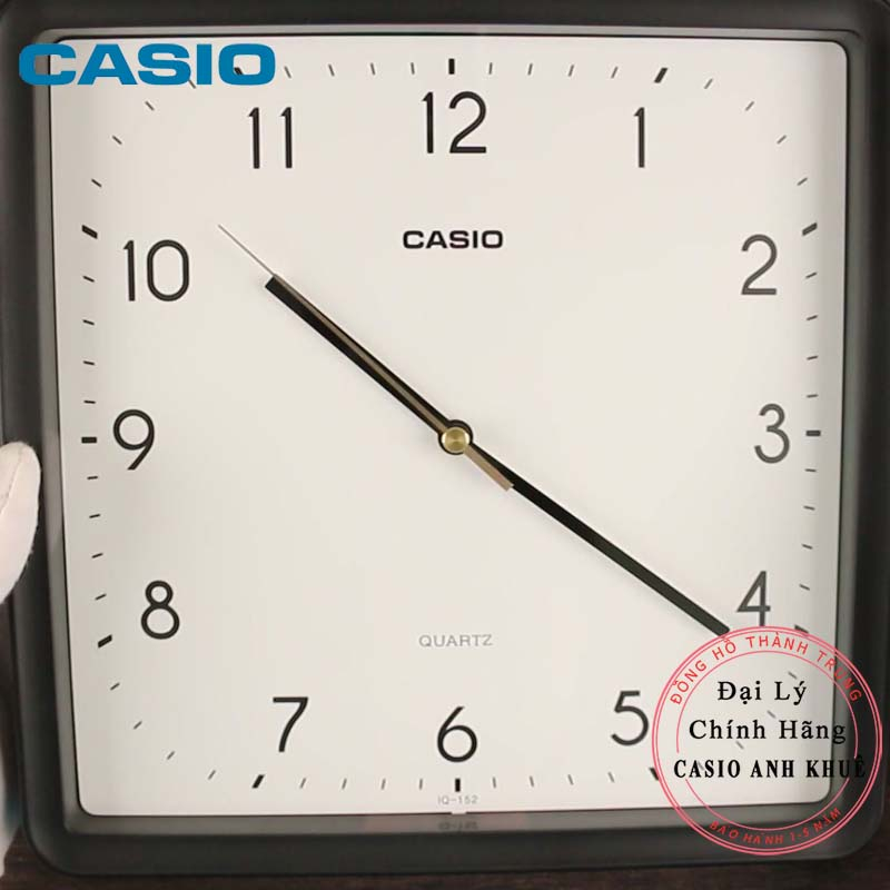 Đồng hồ treo tường Casio vuông IQ-152-1DF vỏ đen ( cỡ 25cm)