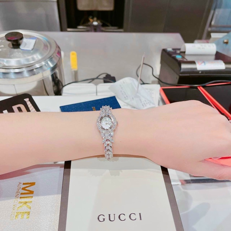 Đồng hồ Royal Crown 2527