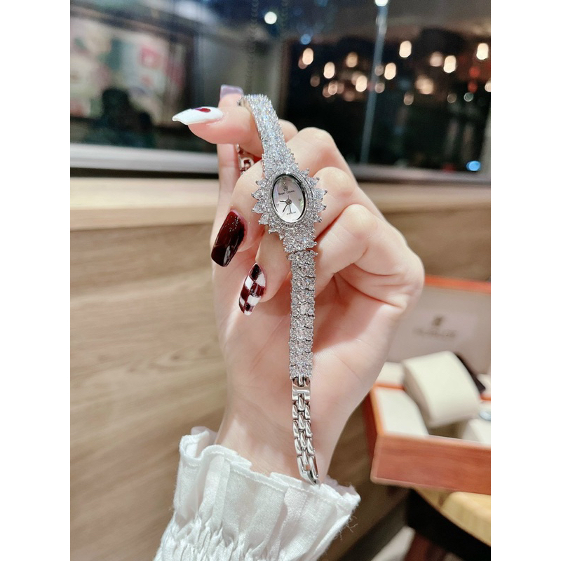 Đồng hồ Royal Crown 2527