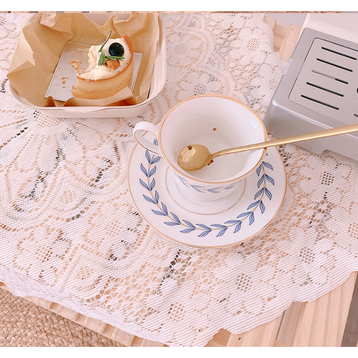 Khăn Ren Trải Bàn, Tủ, Tab Đầu Giường Màu Trắng Họa Tiết Vintage Trang Trí decor chụp ảnh