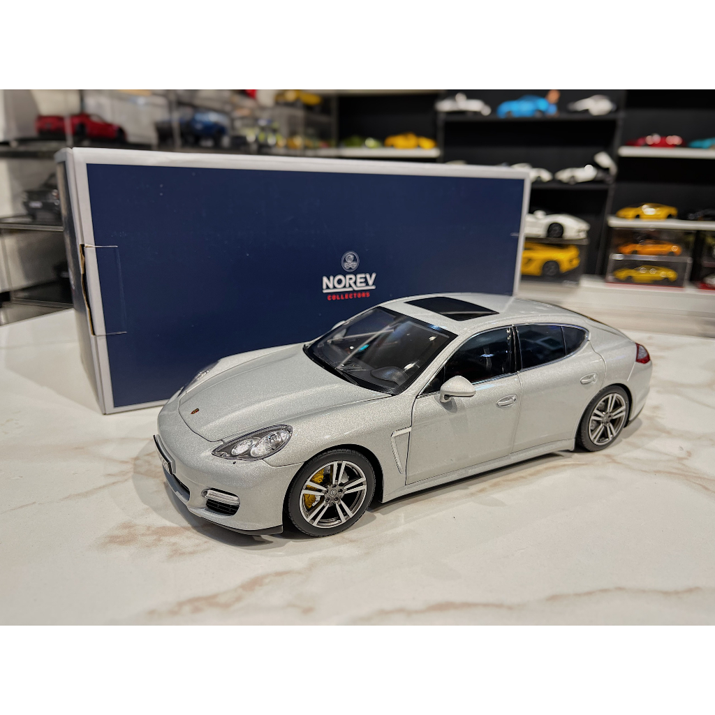 XE MÔ HÌNH PORSCHE PANAMERA TURBO,TỶ LỆ 1/18 NOREV