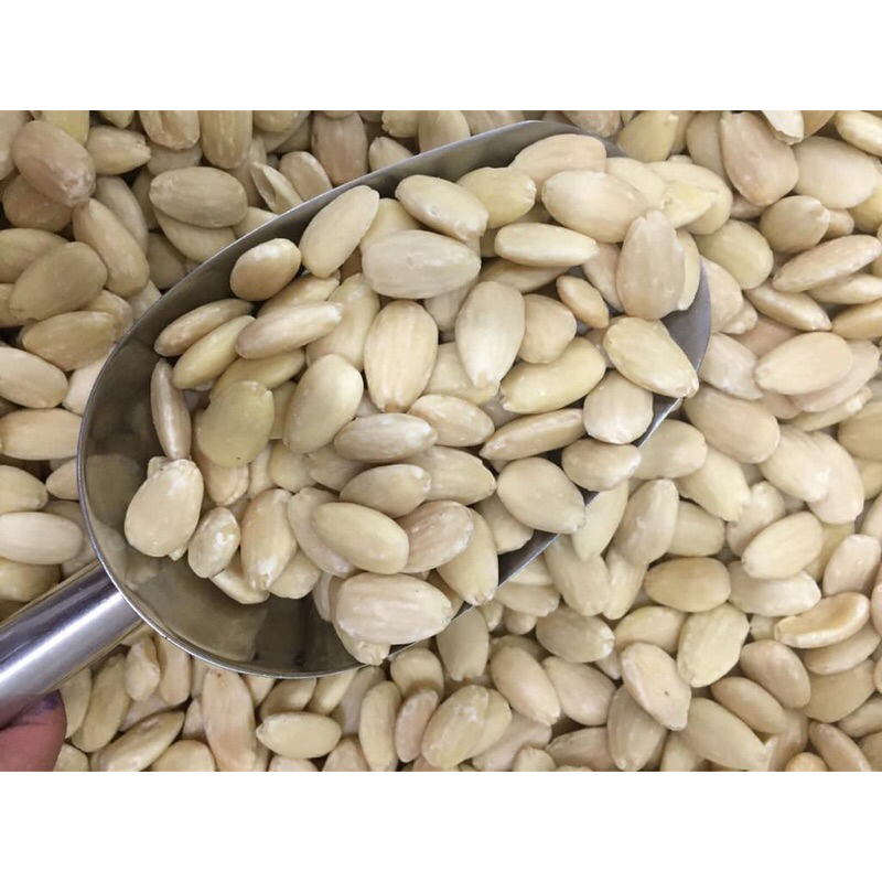 500G HẠT HẠNH NHÂN ĐÃ BÓC VỎ LỤA LÀM SỮA