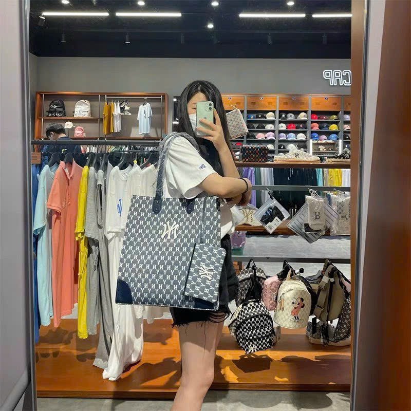 Túi đeo MLB Monogram Tote Bag 3 màu_ Túi MLB Tote NY xanh denim_vàng_đen hàng cao cấp