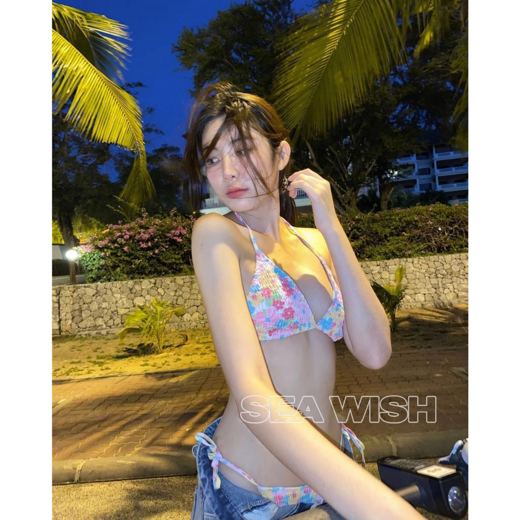 Set bikini hoa nhí 2 mảnh đi biển