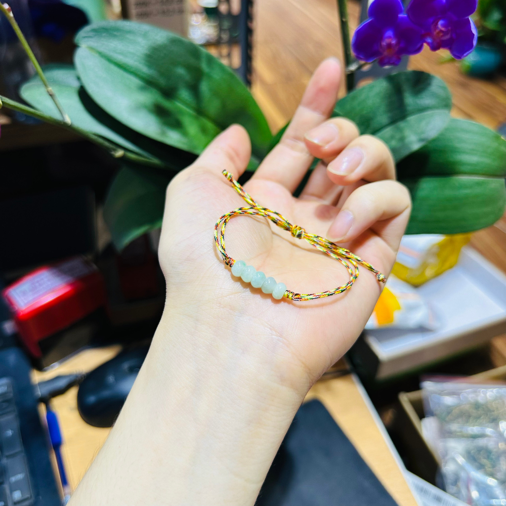 Vòng tay ngũ điếu tết chỉ may mắn
