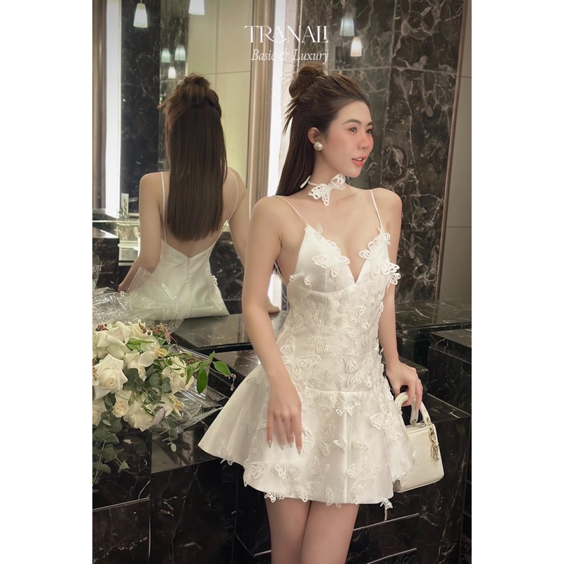 Đầm 2 dây xẻ kết hoa